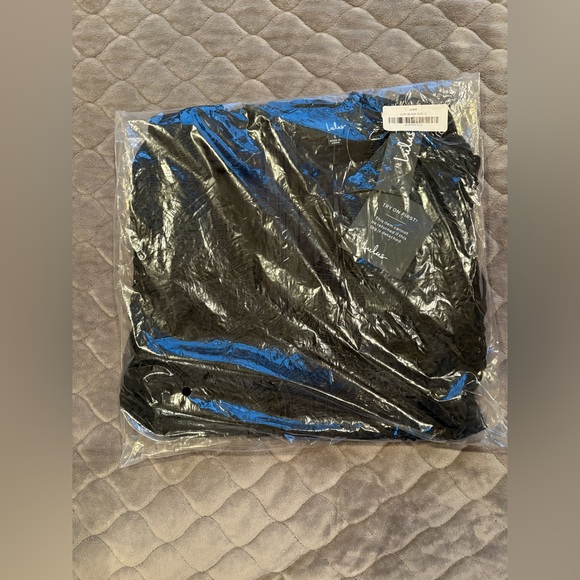 NWT - Black Lace Skater Dress. Size Small. - Picture 5 of 5